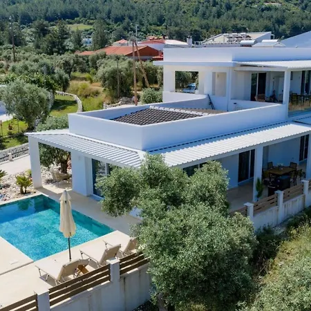 Oasis Deluxe